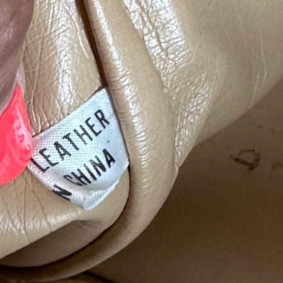 Vintage Genuine Patchwork Textured Leather Clutch By Carla MARCHI - Picture 5 of 6